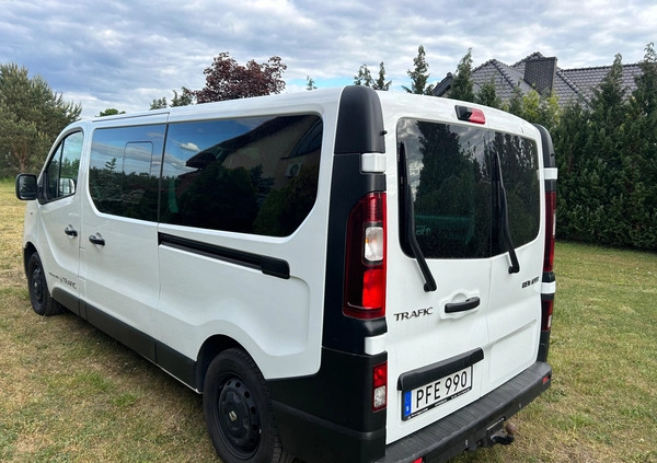 Renault Trafic cena 63600 przebieg: 136000, rok produkcji 2017 z Olsztyn małe 67